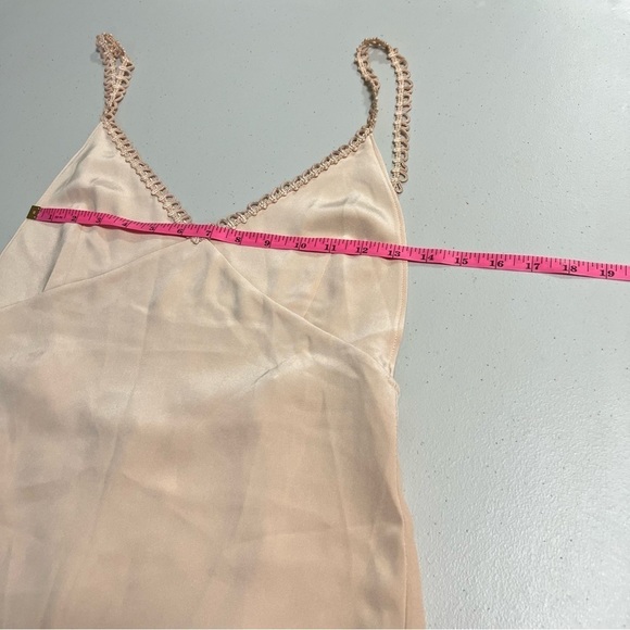 🆕 ARE YOU AM I Issi 100% Silk Mini Dress in Fawn - Picture 14 of 16